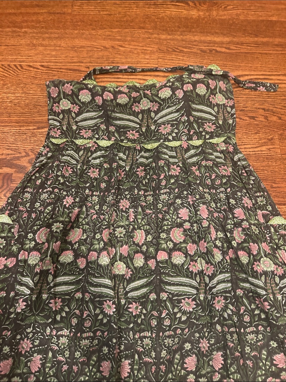 Juliet Dunn Floral Smocked Sundress with Pink Flowers and Green Trim - Picture 6 of 7